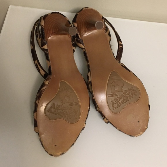 Naughty Monkey Calf Hair Leopard Heels - Picture 3 of 3